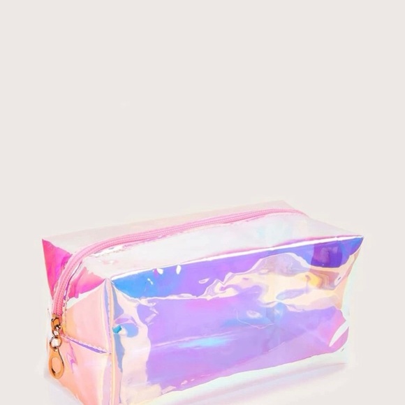 👑NEW PINK IRIDESCENT MAKEUP TRAVEL BAG! - Picture 3 of 4